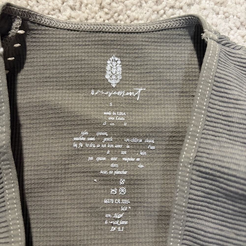 Free People Movement Long Sleeve Top Cut Out Small Olive Green - Picture 2 of 7